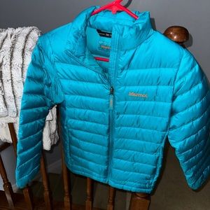 Marmot Girls size medium, 700 down fill Jacket.